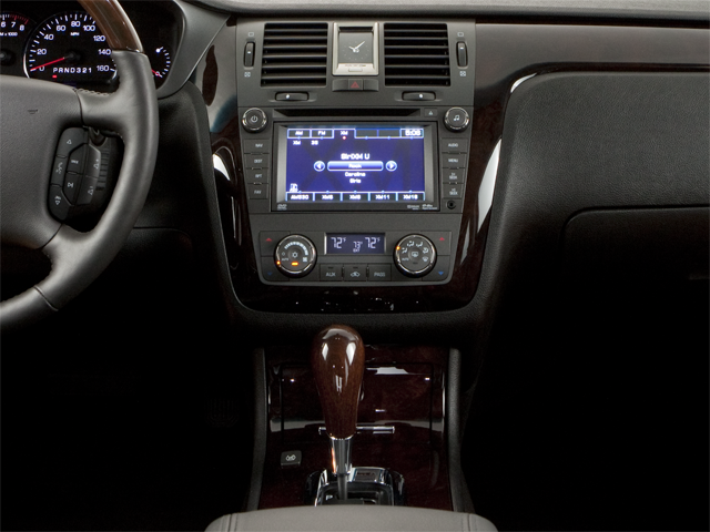 2011 Cadillac DTS Platinum Collection