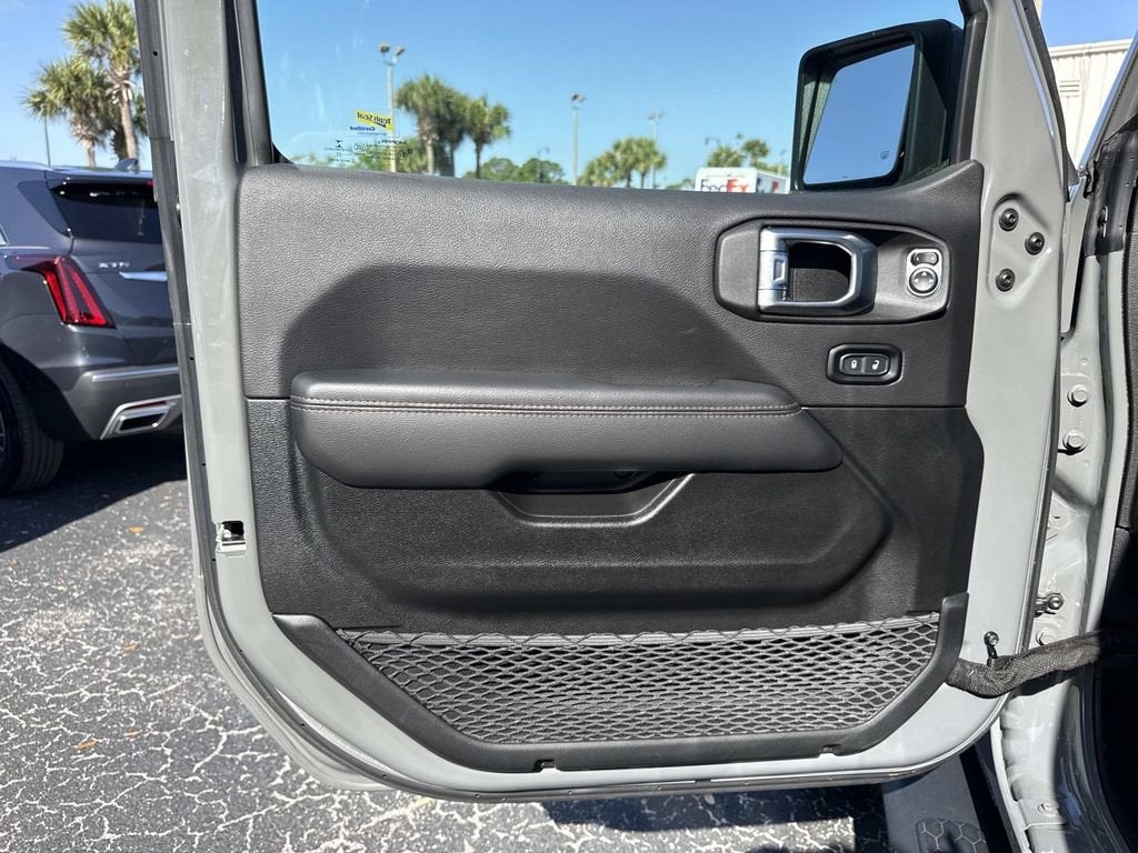 2022 Jeep Wrangler Unlimited Rubicon 392