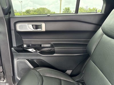 2023 Ford Explorer ST