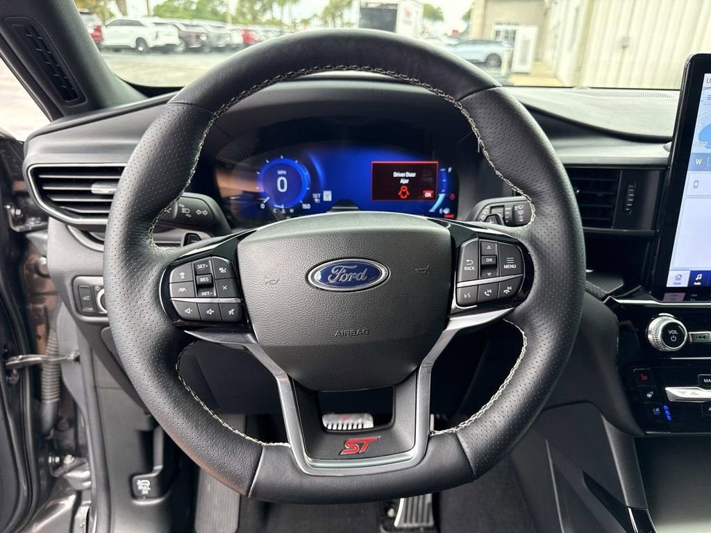 2023 Ford Explorer ST