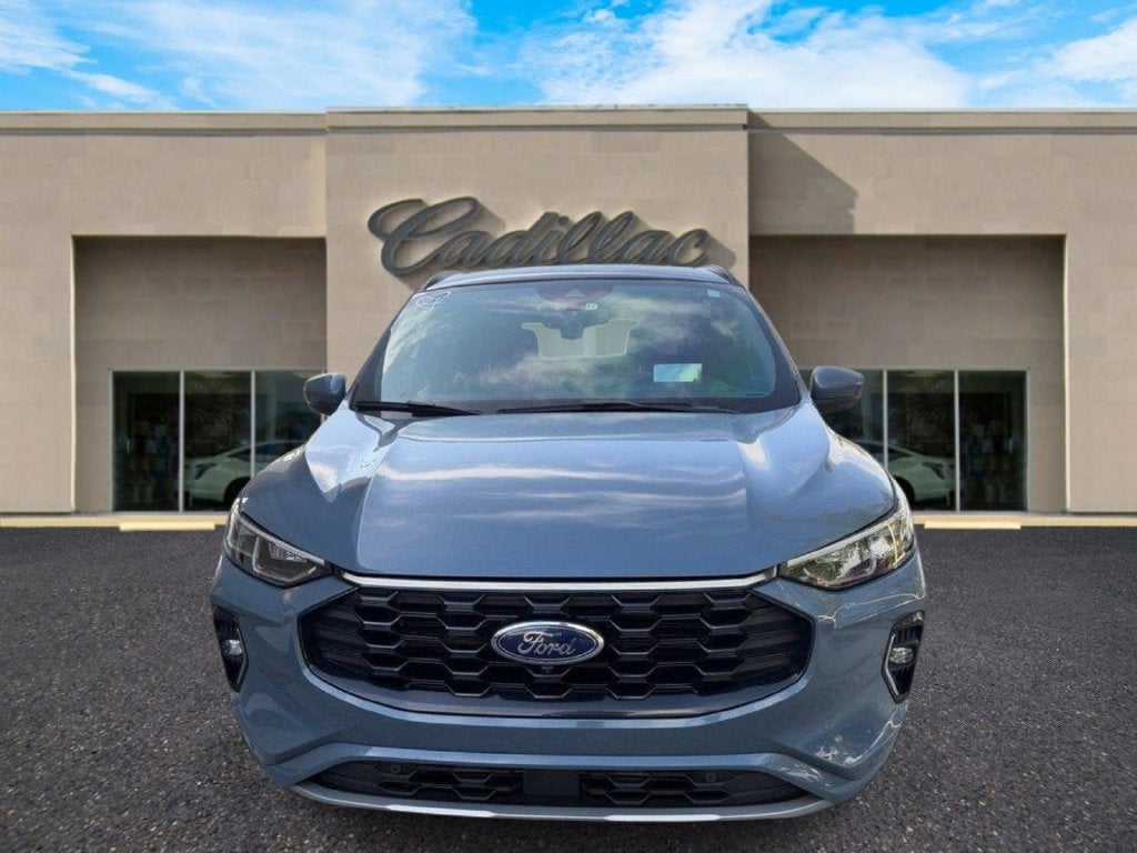 2023 Ford Escape ST-Line Elite