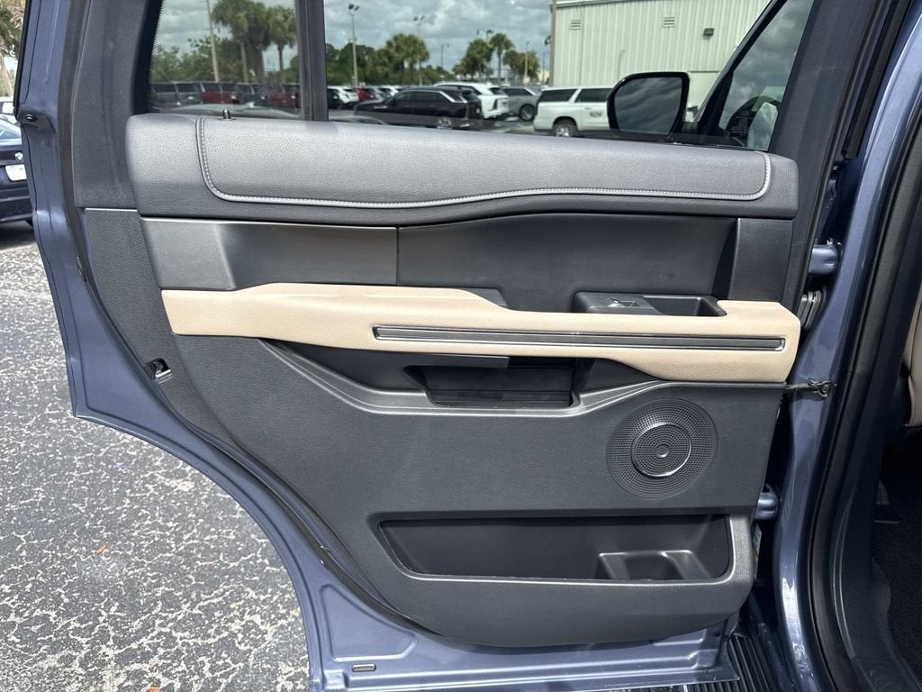 2023 Ford Expedition XLT