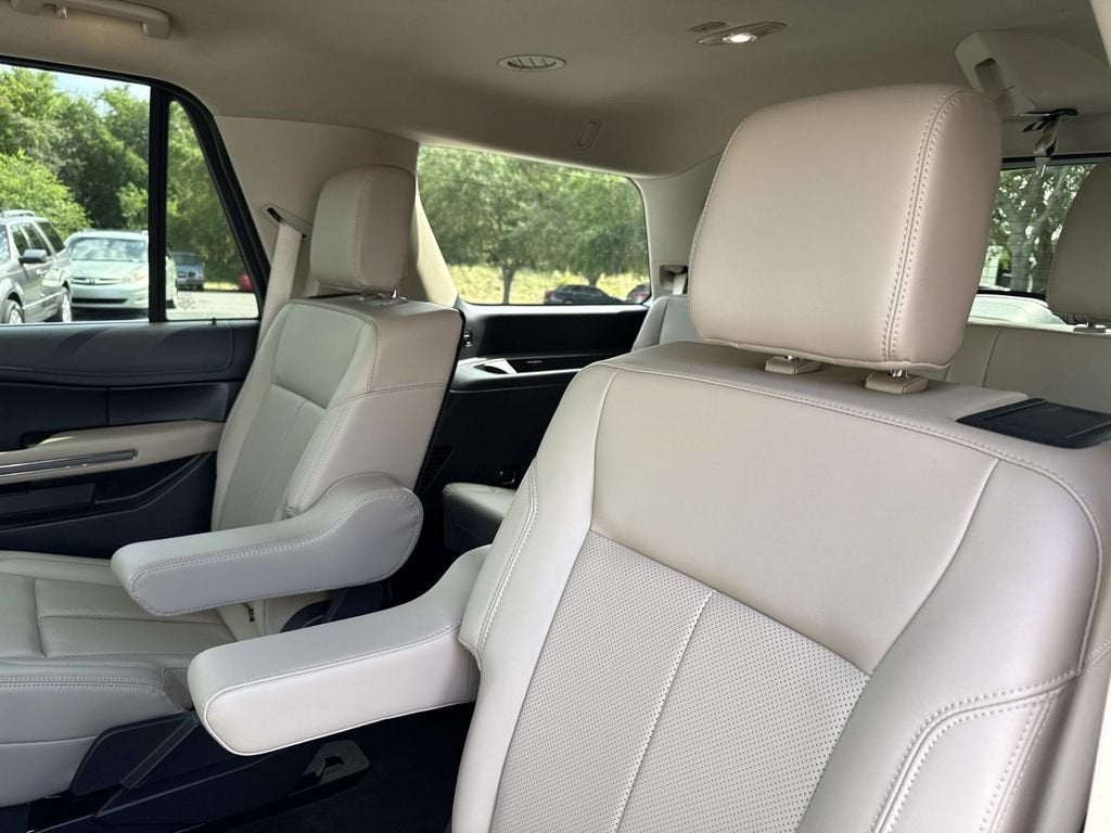 2023 Ford Expedition XLT