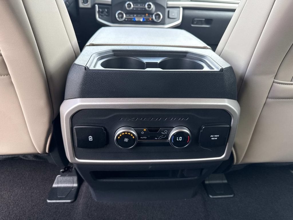 2023 Ford Expedition XLT