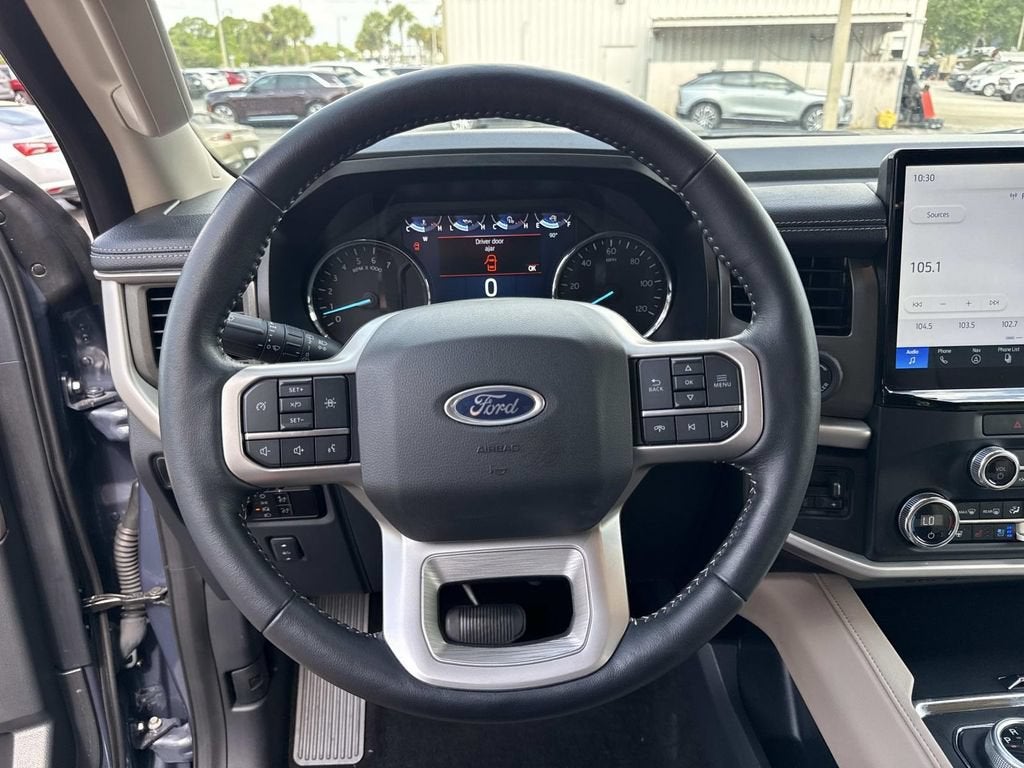 2023 Ford Expedition XLT