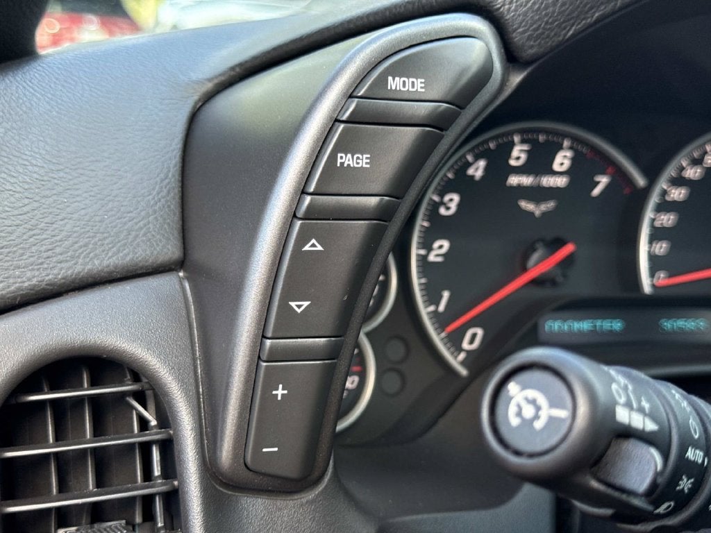 2005 Chevrolet Corvette 2DR CPE