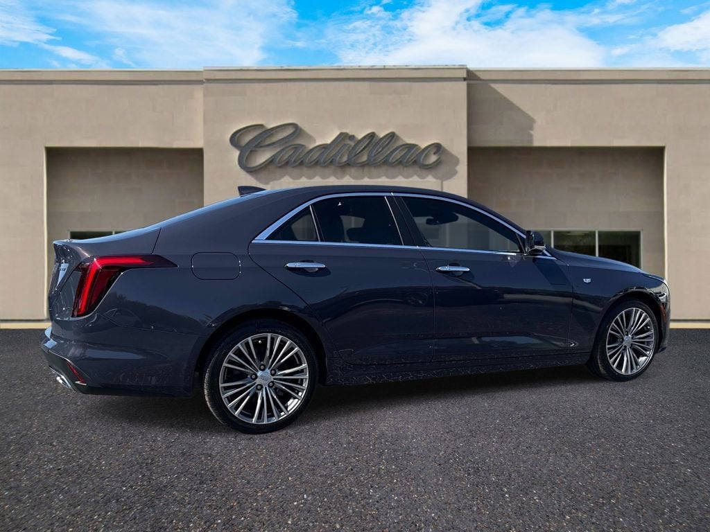 2026 Cadillac CT4 Premium Luxury