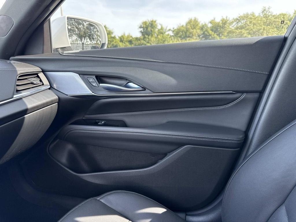 2022 Cadillac CT4 Premium Luxury
