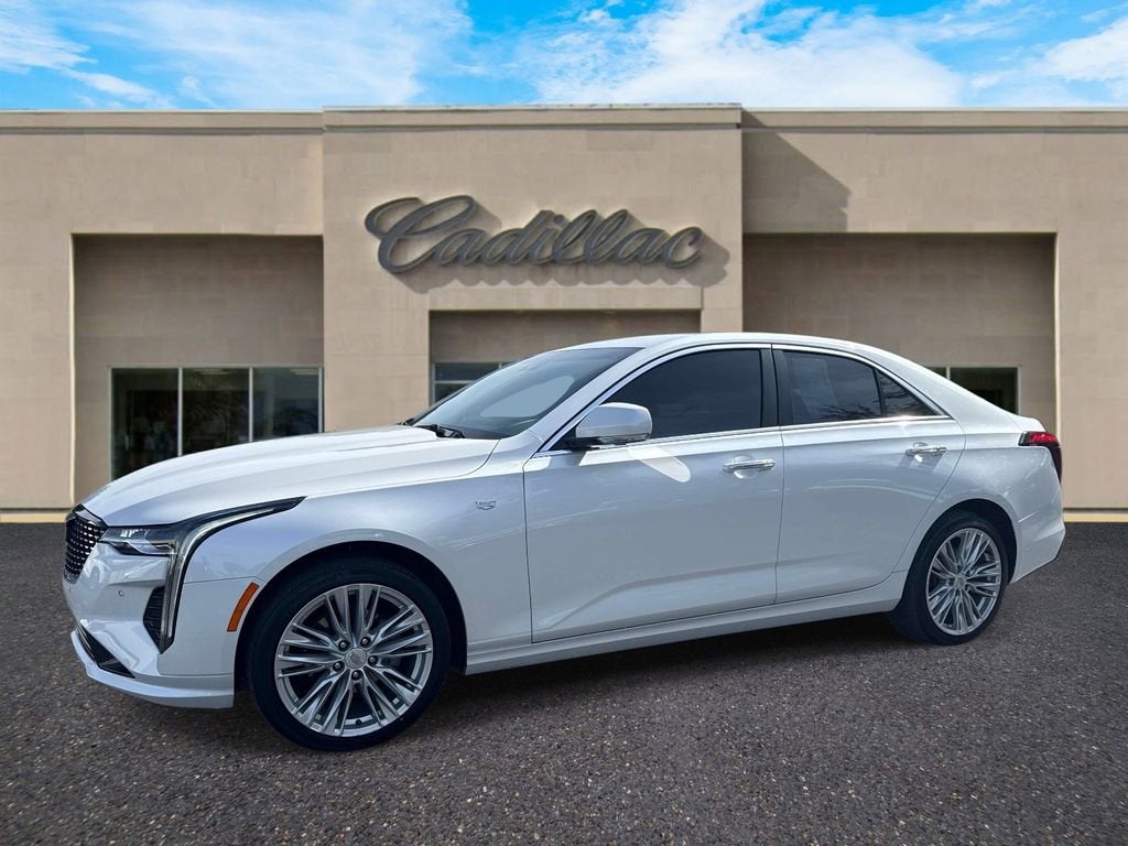 2022 Cadillac CT4 Premium Luxury
