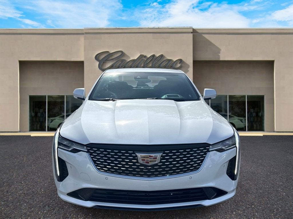 2022 Cadillac CT4 Premium Luxury