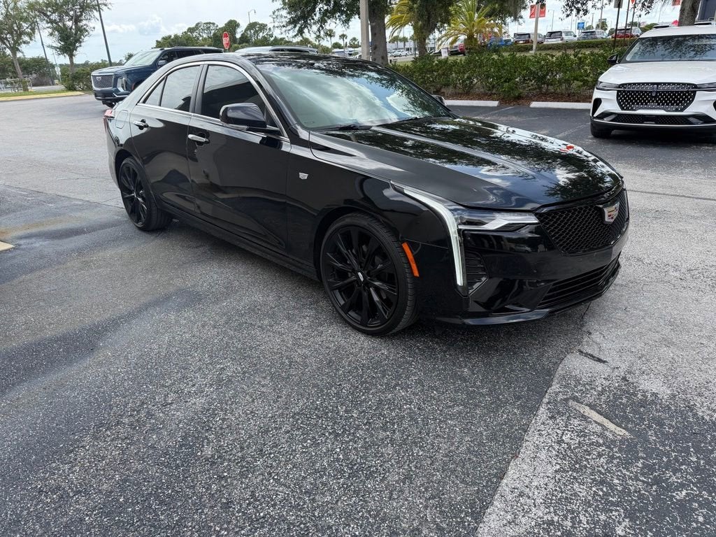 2023 Cadillac CT4 Luxury