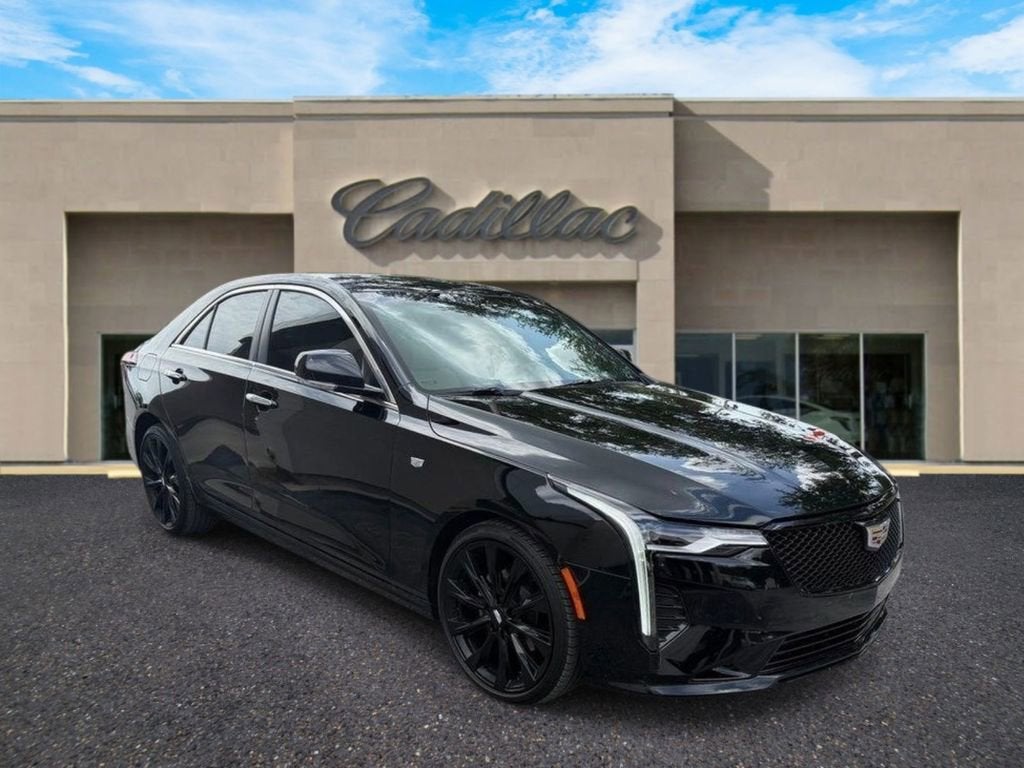 2023 Cadillac CT4 Luxury