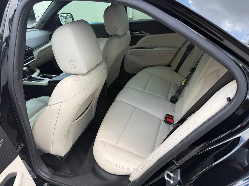 2023 Cadillac CT4 Luxury