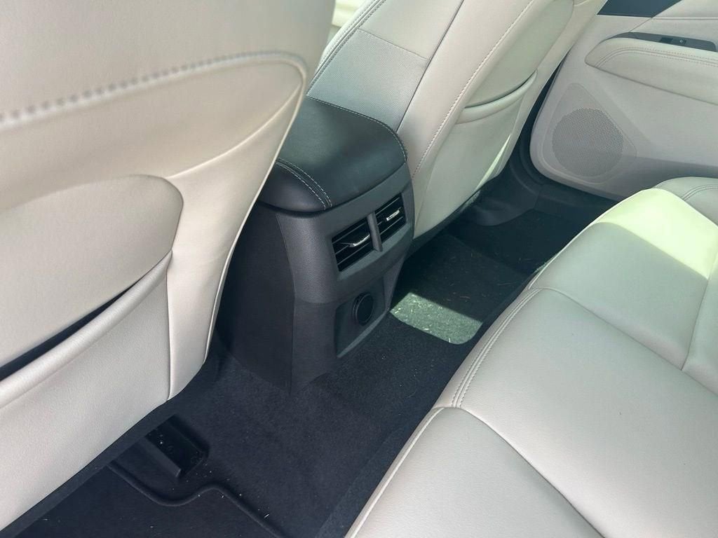 2023 Cadillac CT4 Luxury