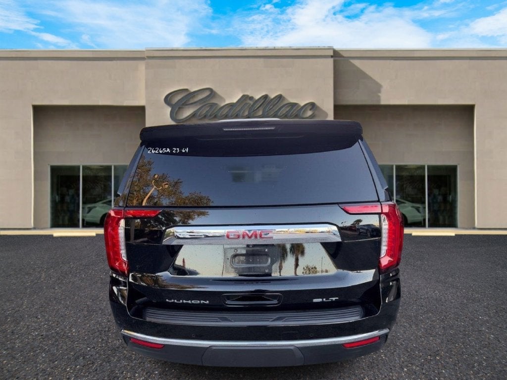 2023 GMC Yukon SLT