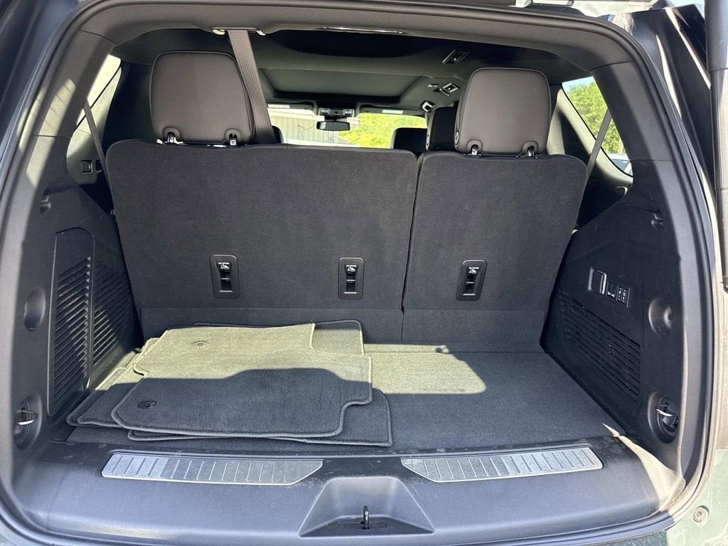 2025 Chevrolet Tahoe RST