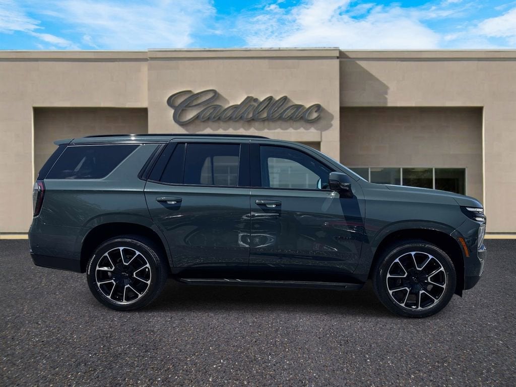 2025 Chevrolet Tahoe RST