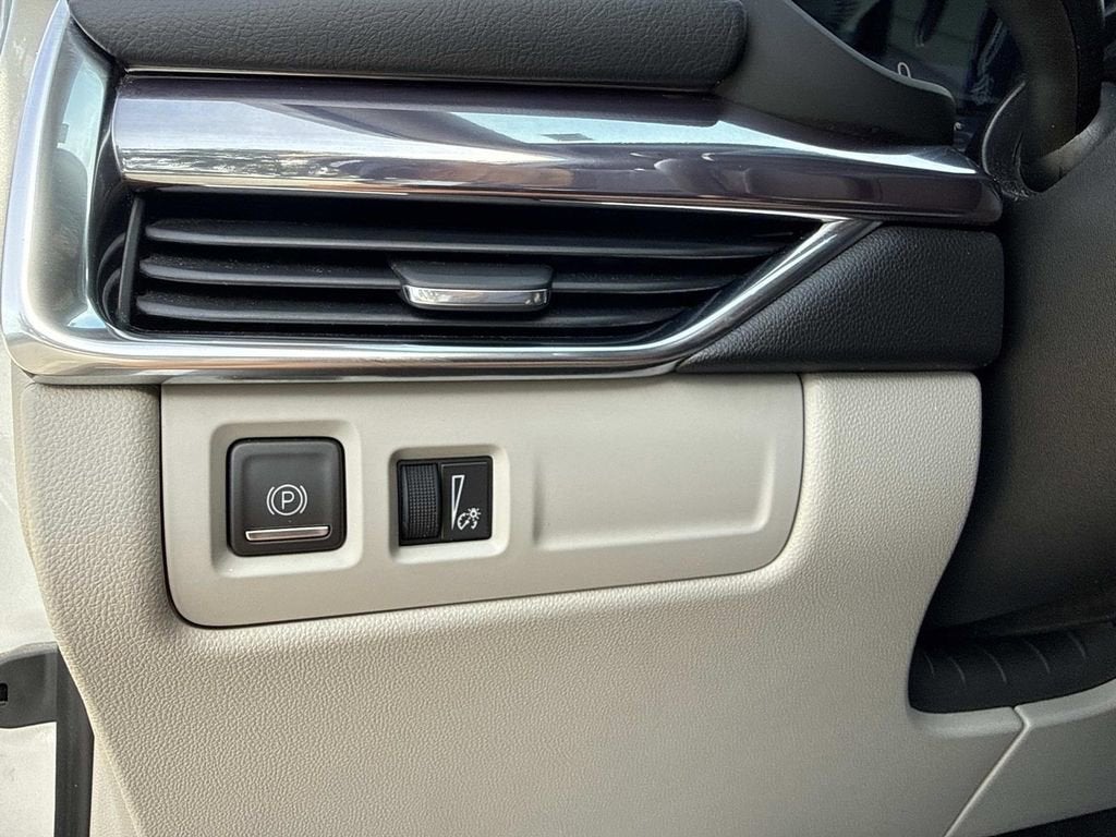 2020 Cadillac XT4 Luxury