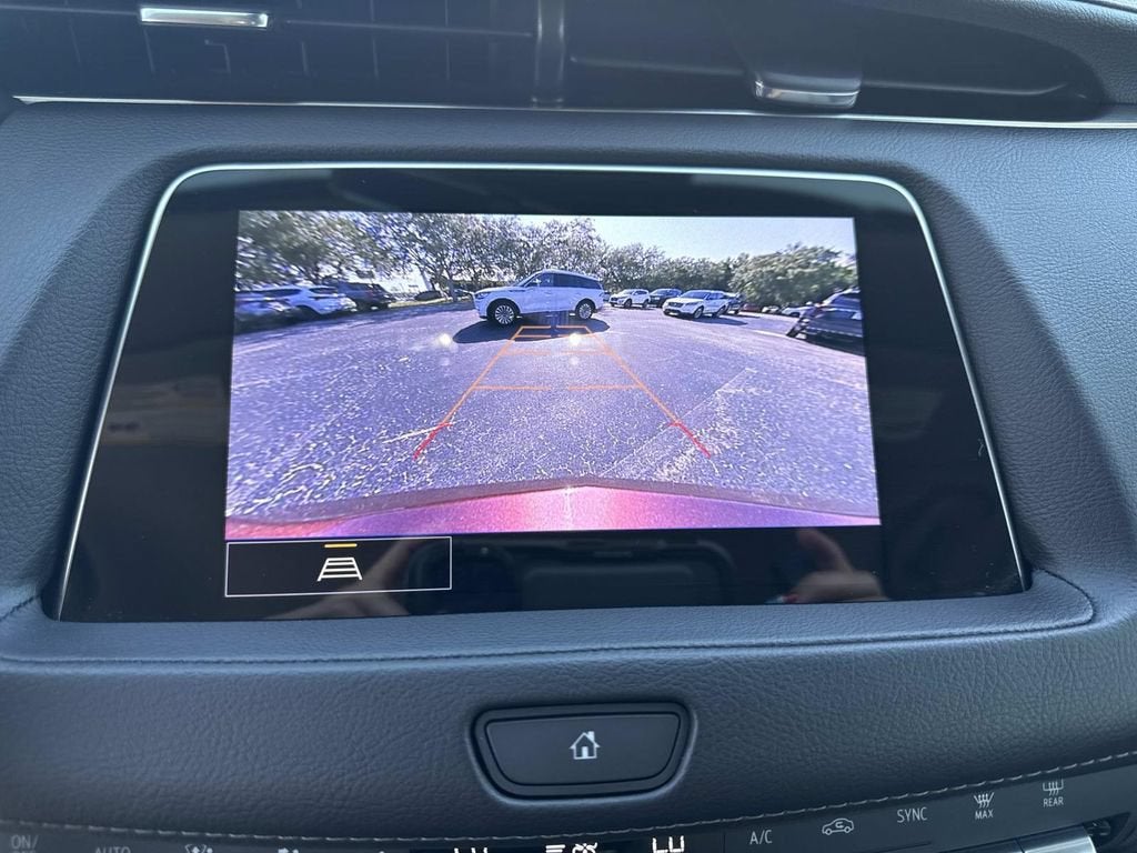 2023 Cadillac XT4 Luxury