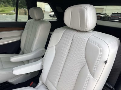 2027 Cadillac VISTIQ Luxury