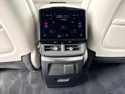 2027 Cadillac VISTIQ Luxury