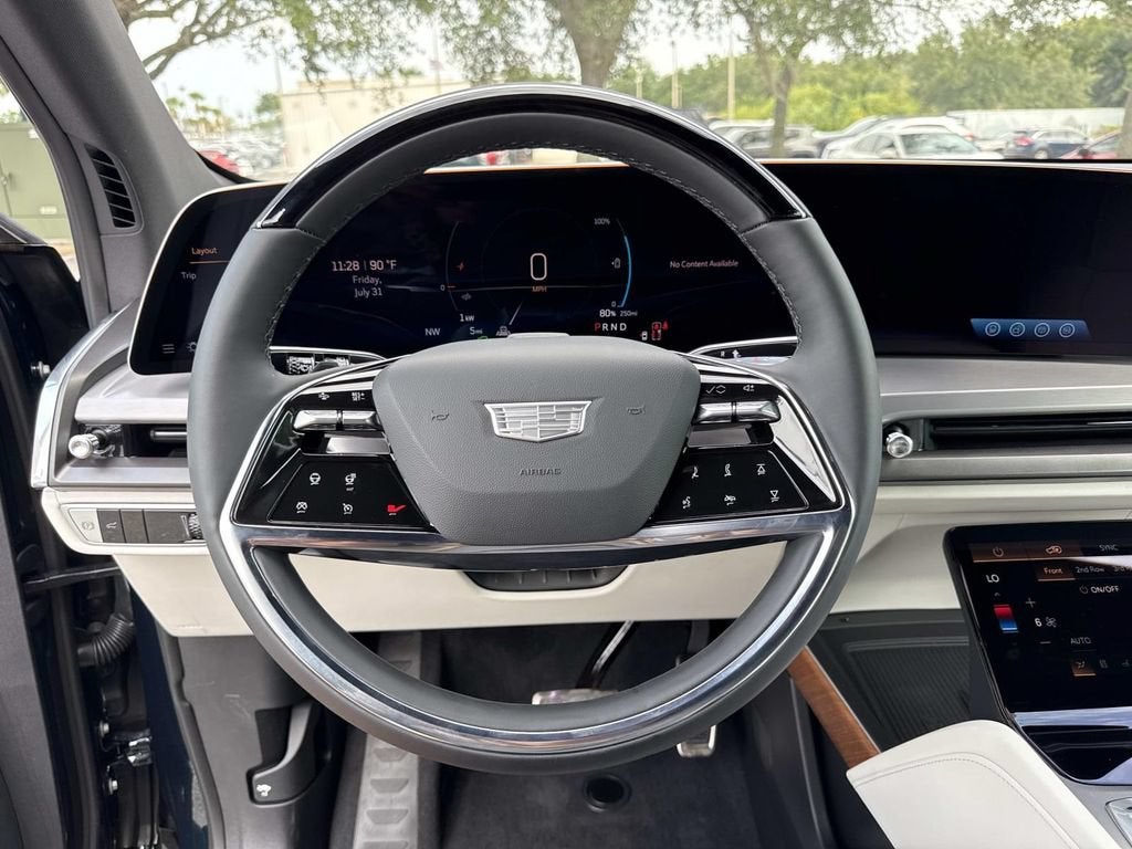 2027 Cadillac VISTIQ Luxury