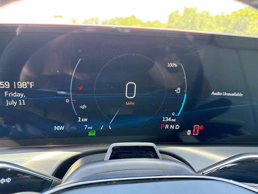 2026 Cadillac VISTIQ Luxury