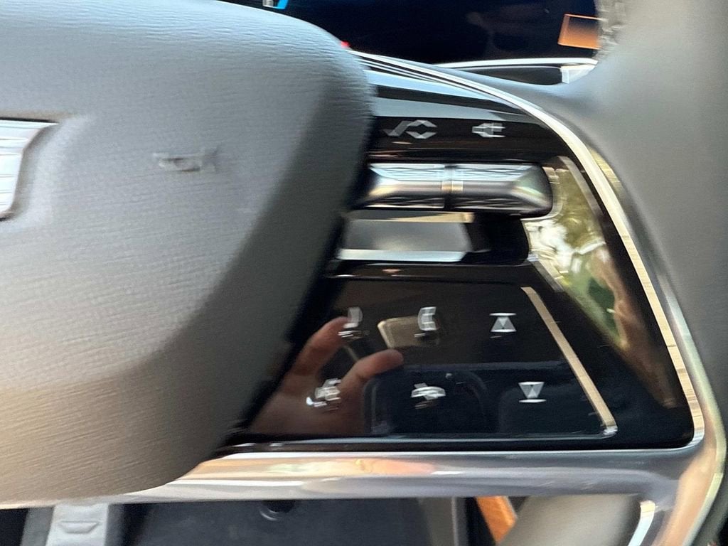 2026 Cadillac VISTIQ Luxury