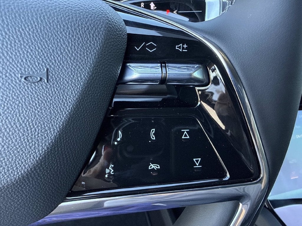 2027 Cadillac VISTIQ Luxury - Photo 30