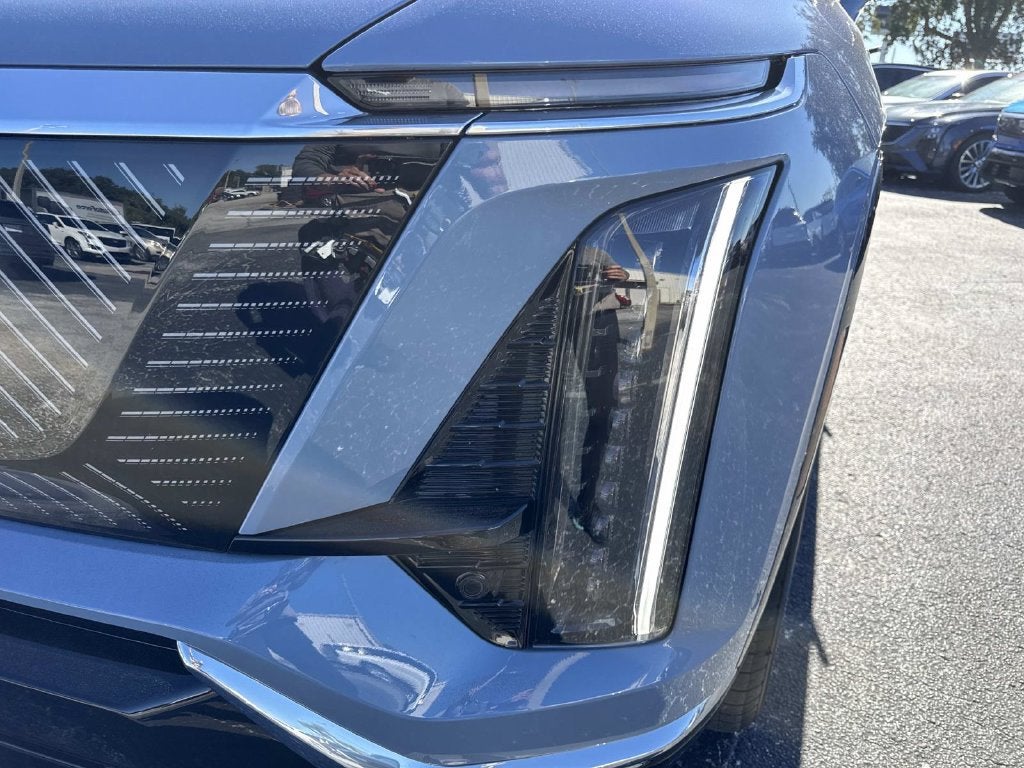 2027 Cadillac VISTIQ Luxury - Photo 9