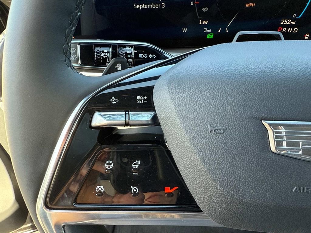 2026 Cadillac VISTIQ Luxury