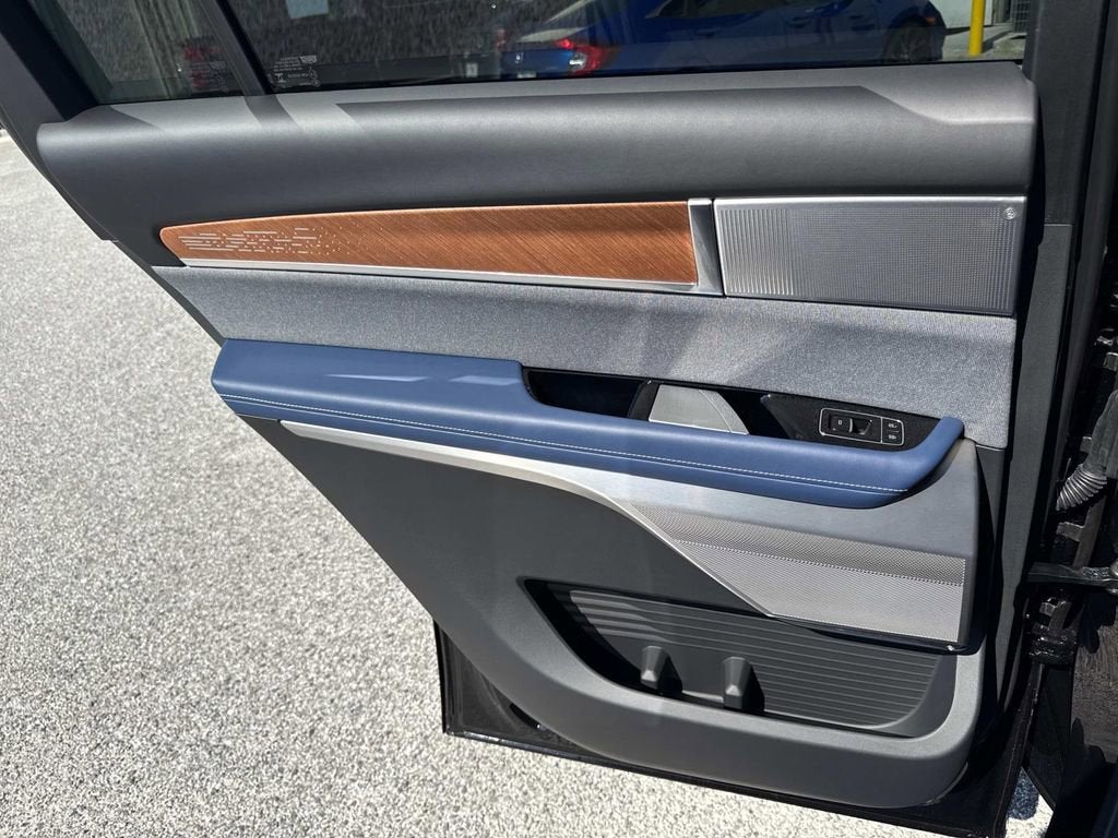 2026 Cadillac VISTIQ Premium Luxury