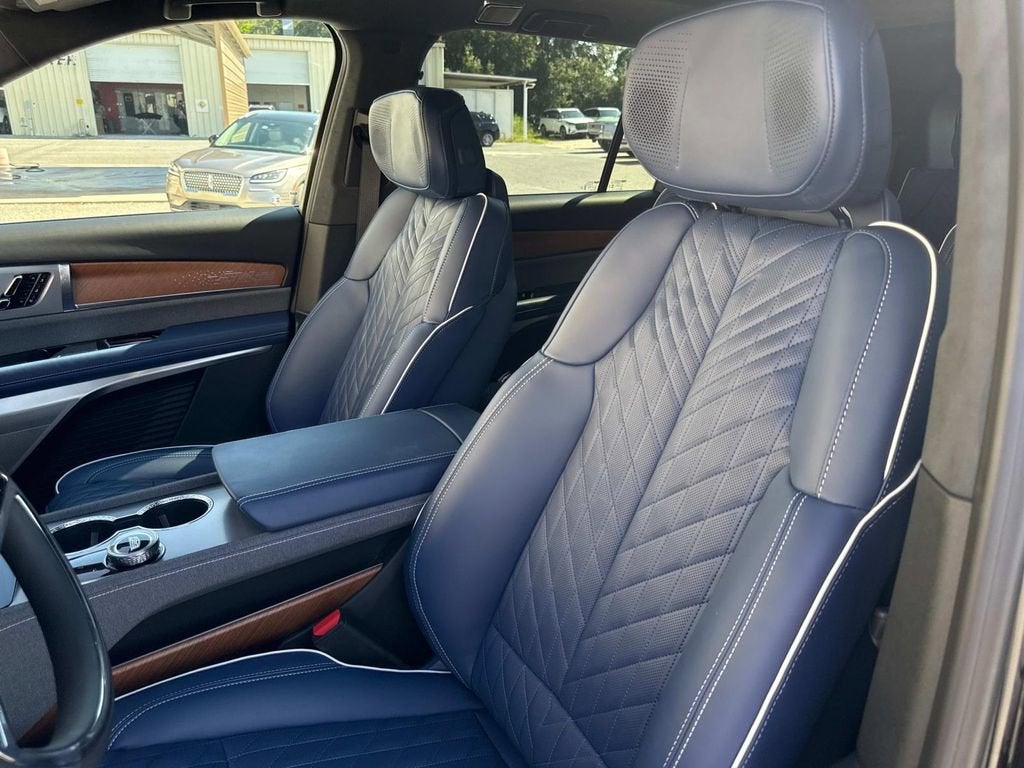 2026 Cadillac VISTIQ Premium Luxury