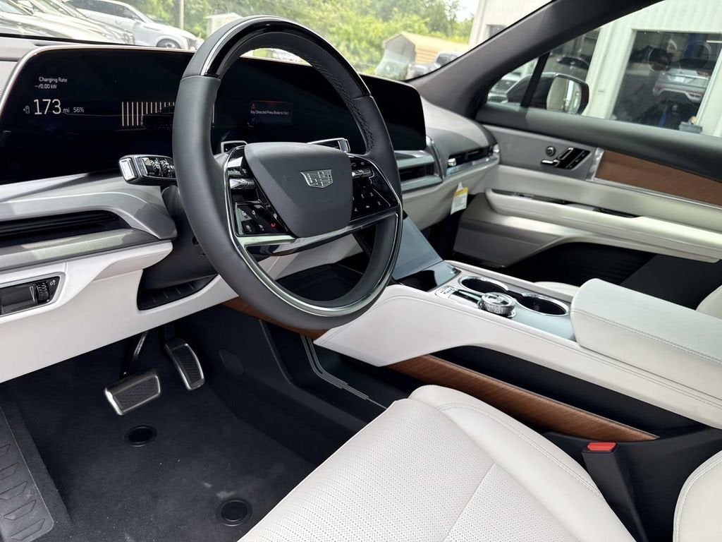 2026 Cadillac VISTIQ Sport