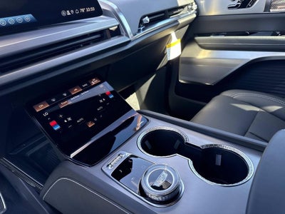 2026 Cadillac VISTIQ Sport