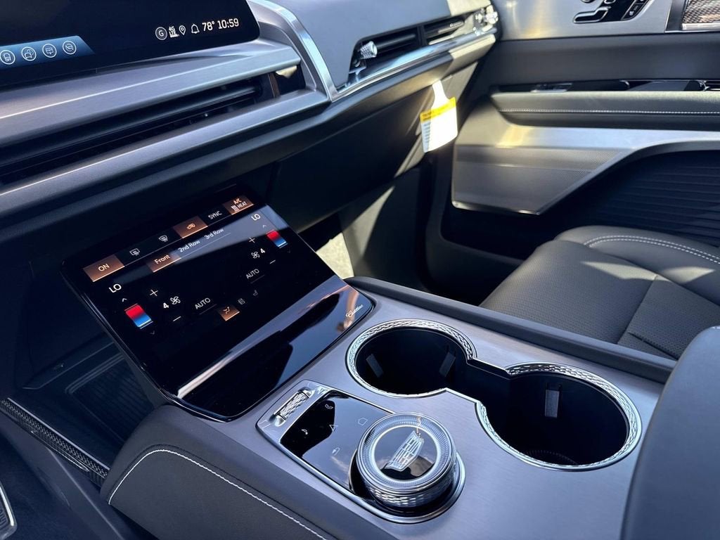 2026 Cadillac VISTIQ Sport