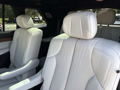 2027 Cadillac VISTIQ Sport