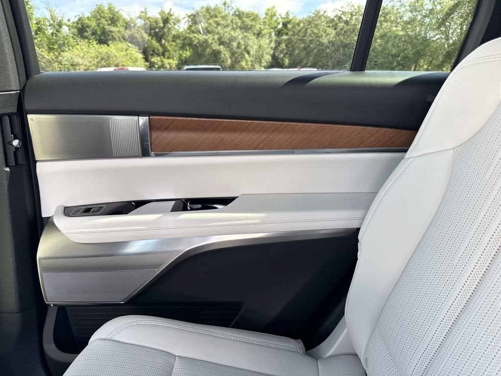 2027 Cadillac VISTIQ Sport