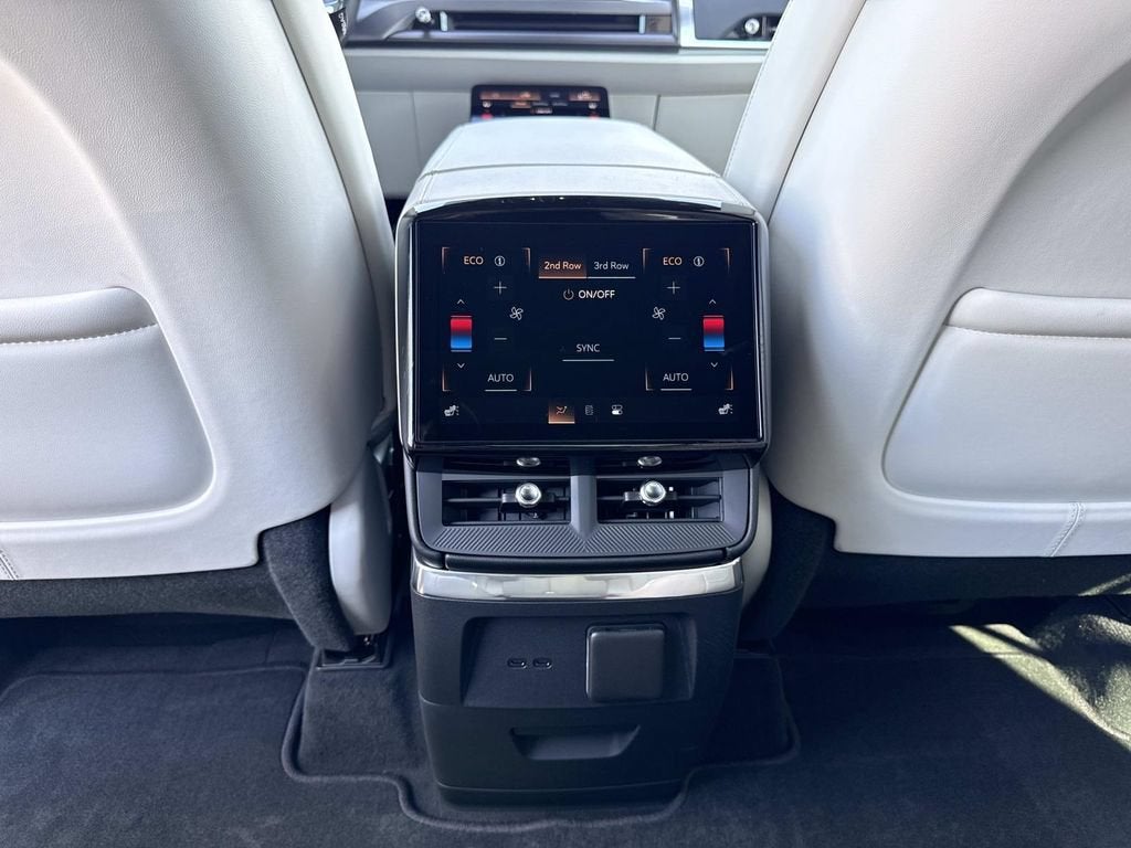 2027 Cadillac VISTIQ Sport