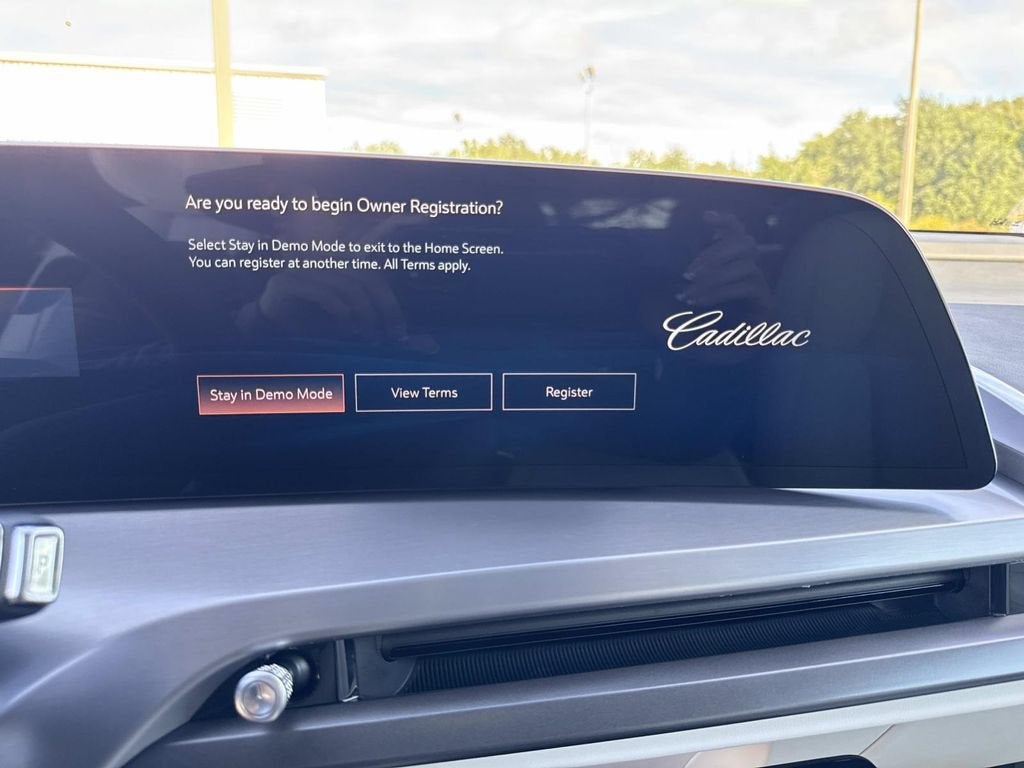 2027 Cadillac VISTIQ Sport