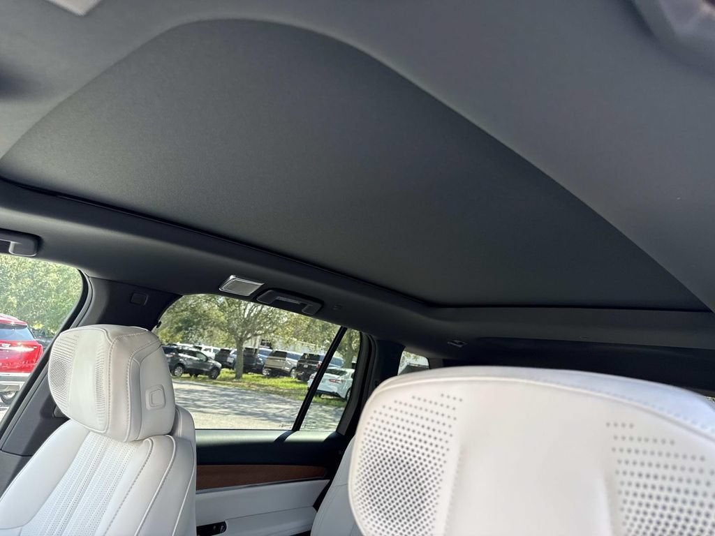 2027 Cadillac VISTIQ Sport