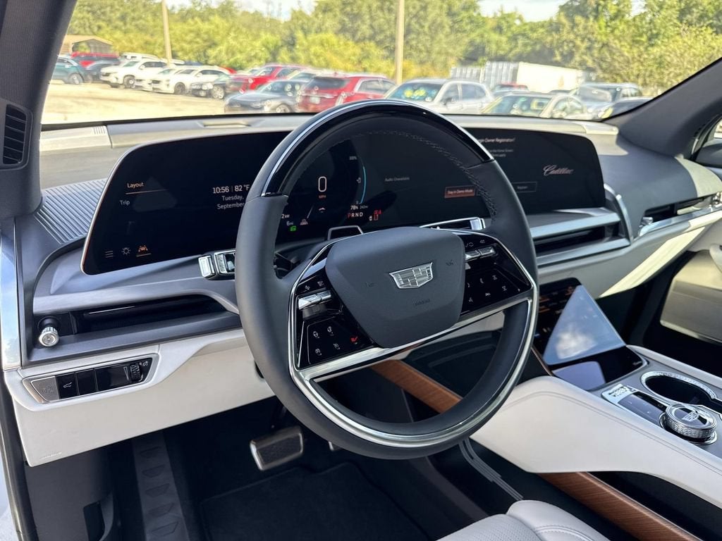 2027 Cadillac VISTIQ Sport
