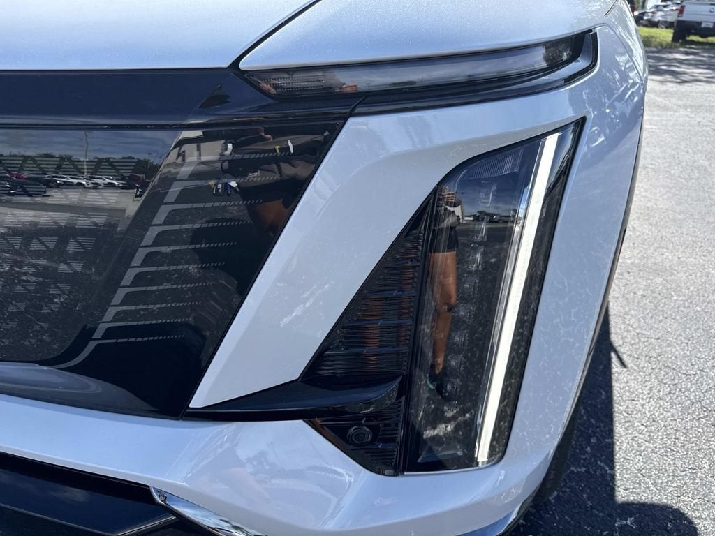 2027 Cadillac VISTIQ Sport
