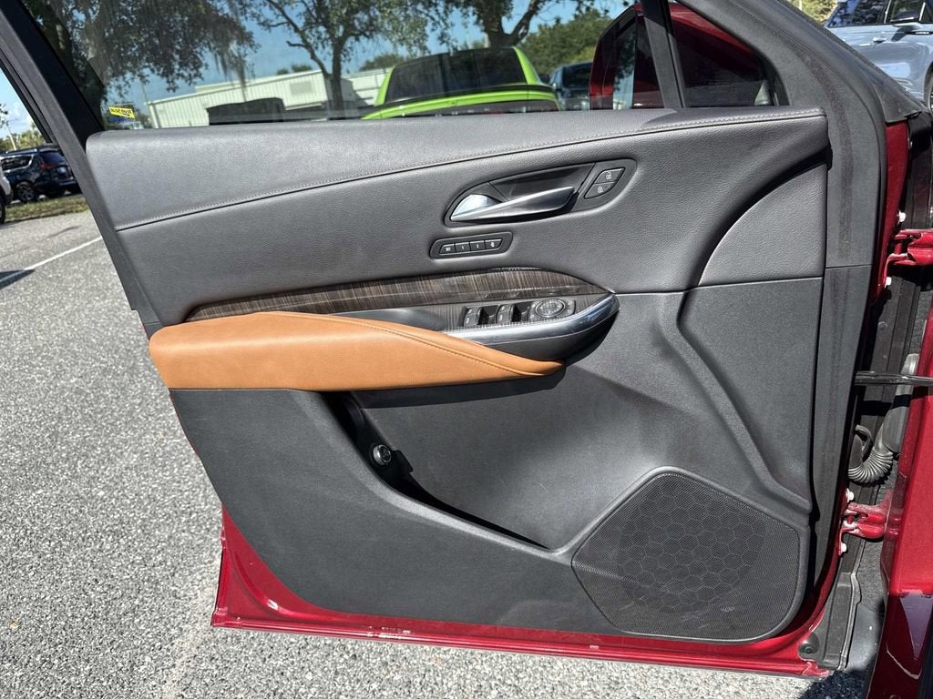 2019 Cadillac XT4 FWD Premium Luxury