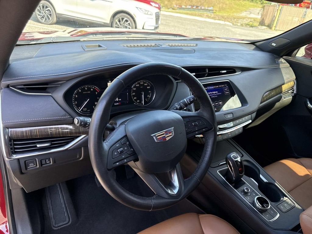 2019 Cadillac XT4 FWD Premium Luxury