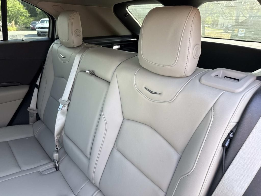 2021 Cadillac XT4 AWD Premium Luxury