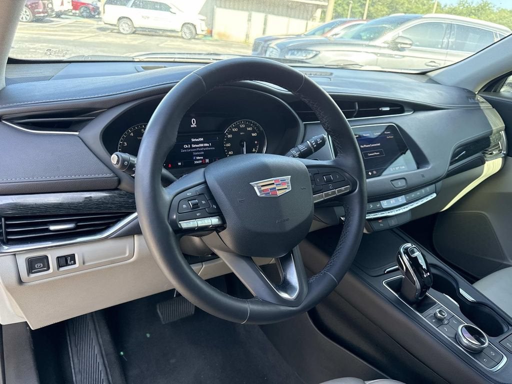 2021 Cadillac XT4 AWD Premium Luxury
