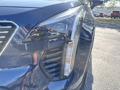 2021 Cadillac XT4 AWD Premium Luxury