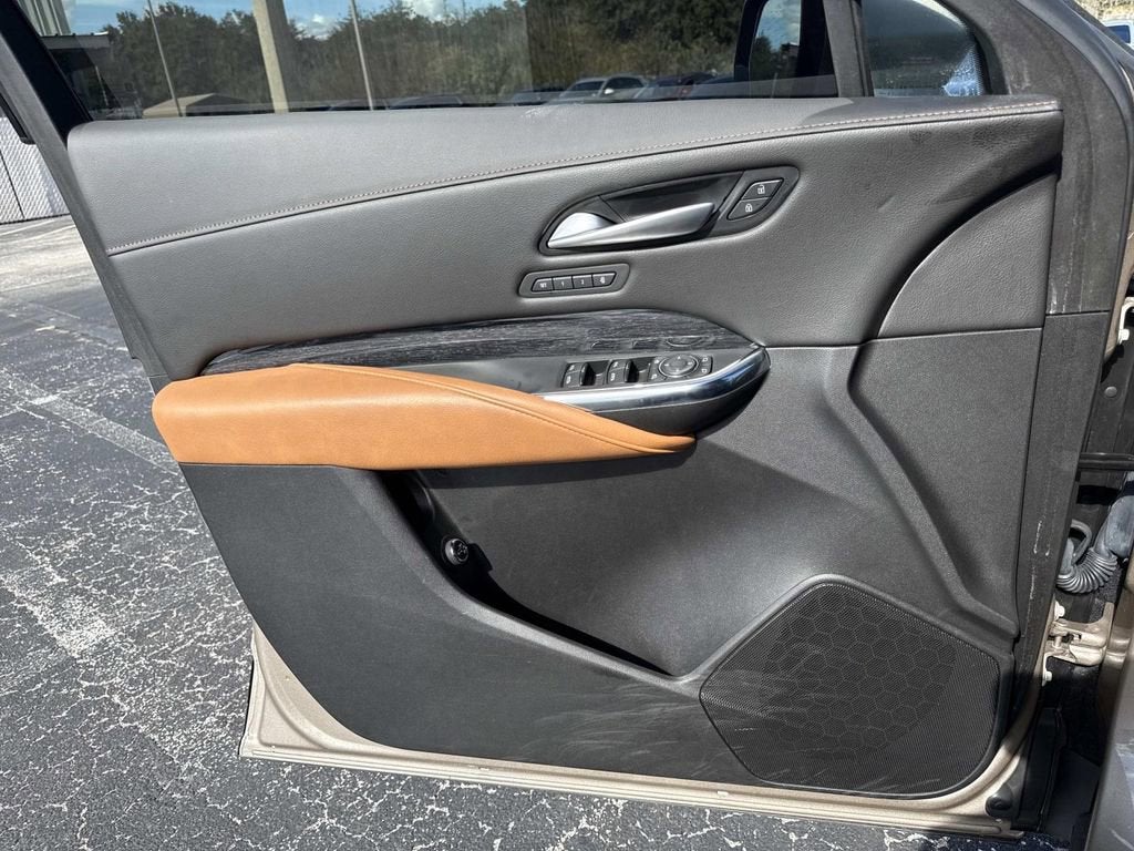 2024 Cadillac XT4 Sport