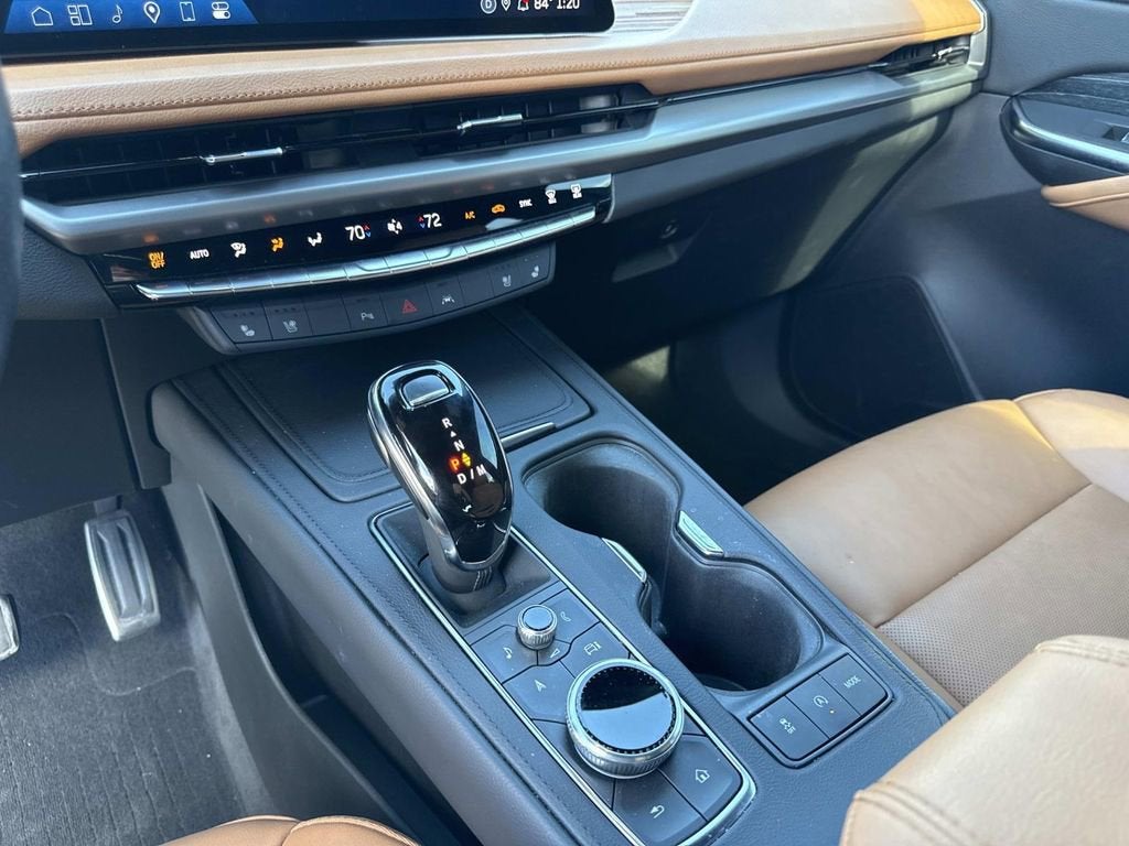 2024 Cadillac XT4 Sport